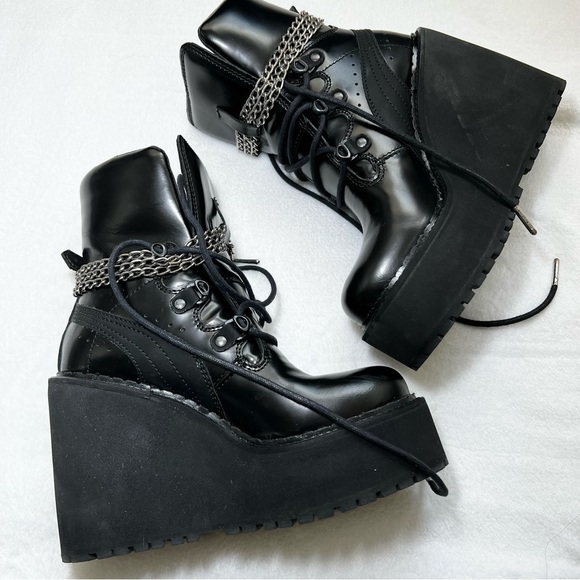 Puma x Fenty by Rihanna Women's Sb Wedge Rihanna Mid-Calf Leather Sneaker - Picture 2 of 15